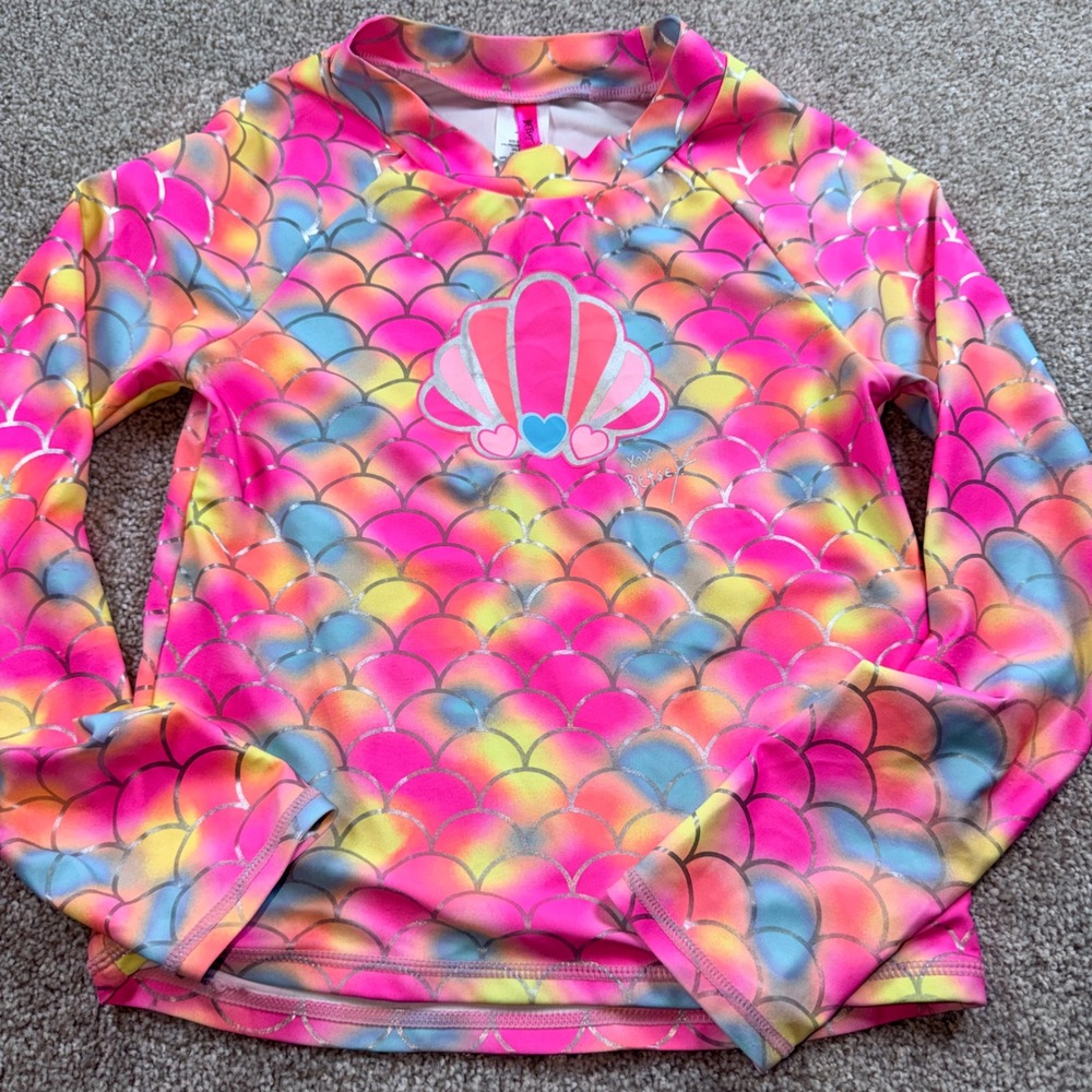 Betsey Johnson Girls Pink Rainbow Mermaid Scale Rash Guard Swim Top Size L 12‎
